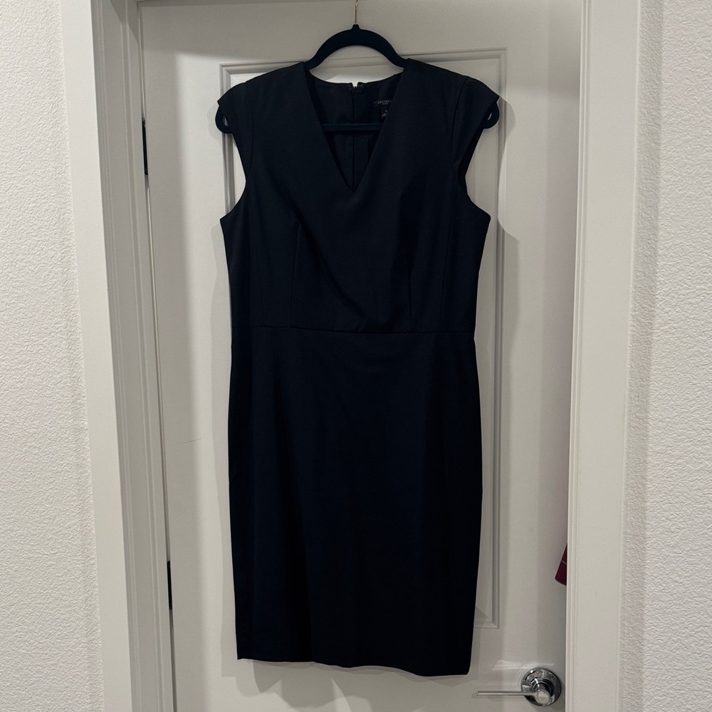Ann Taylor Petite Size 8P
New no tag